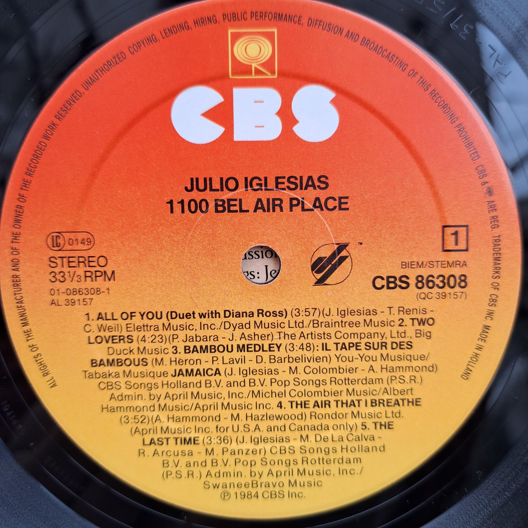 Julio Iglesias – 1100 Bel Air Place Disc VINIL LP VG+ - imagine 3