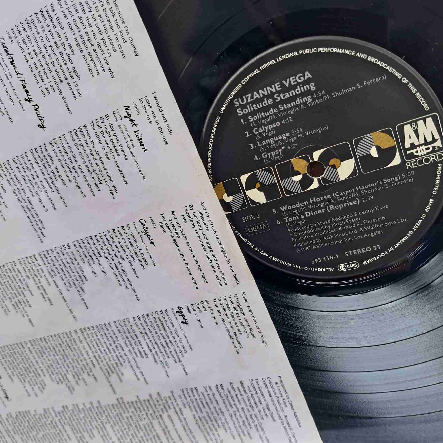 Suzanne Vega – Solitude Standing - Disc VINIL LP VG+ - imagine 2