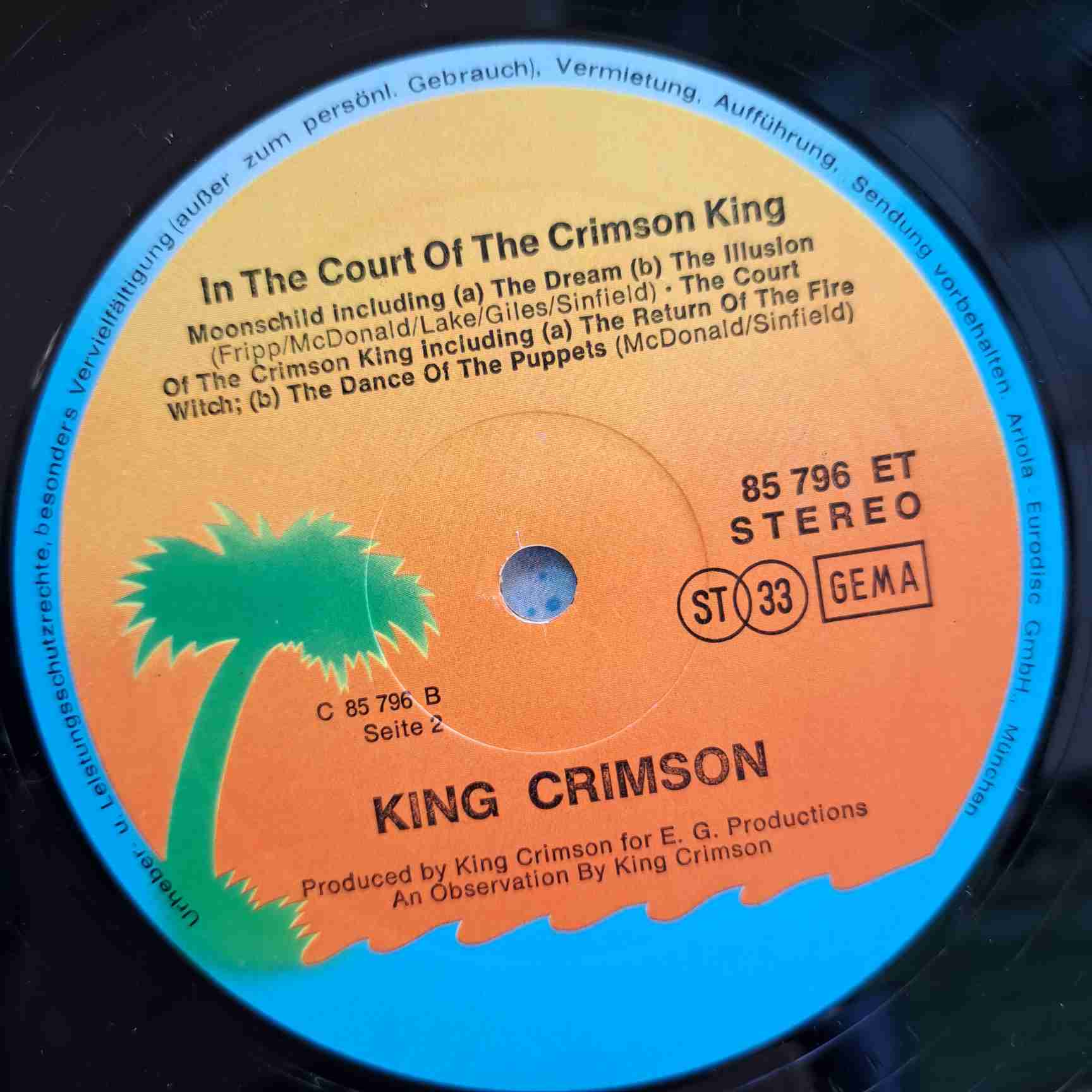 King Crimson – In The Court Of The Crimson King (An Observation By King Crimson) - Disc VINIL LP VG+ - imagine 2