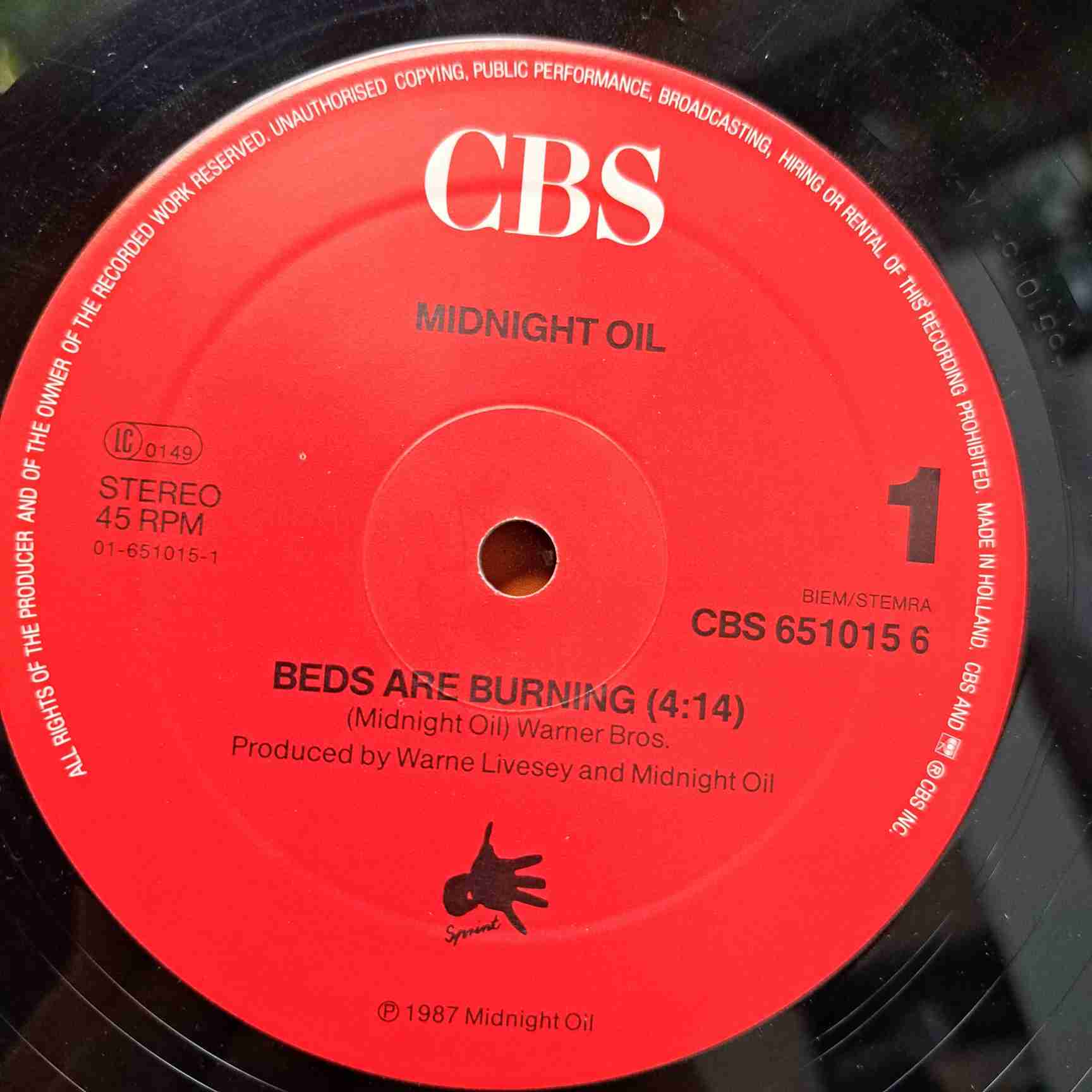 Midnight Oil – Beds Are Burning - Disc VINIL MAXI VG VG+ - imagine 3