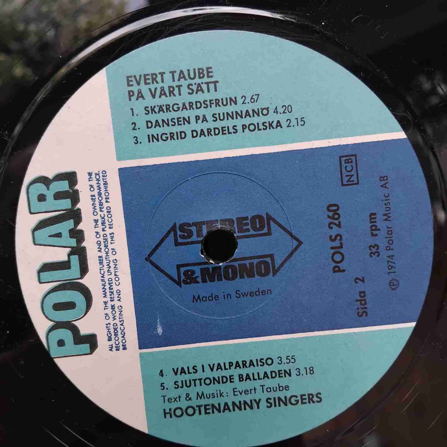 Hootenanny Singers – Evert Taube På Vårt Sätt - Disc VINIL LP EX - imagine 2